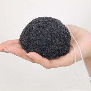 Burete natural Konjac pentru fata cu carbune de bambus